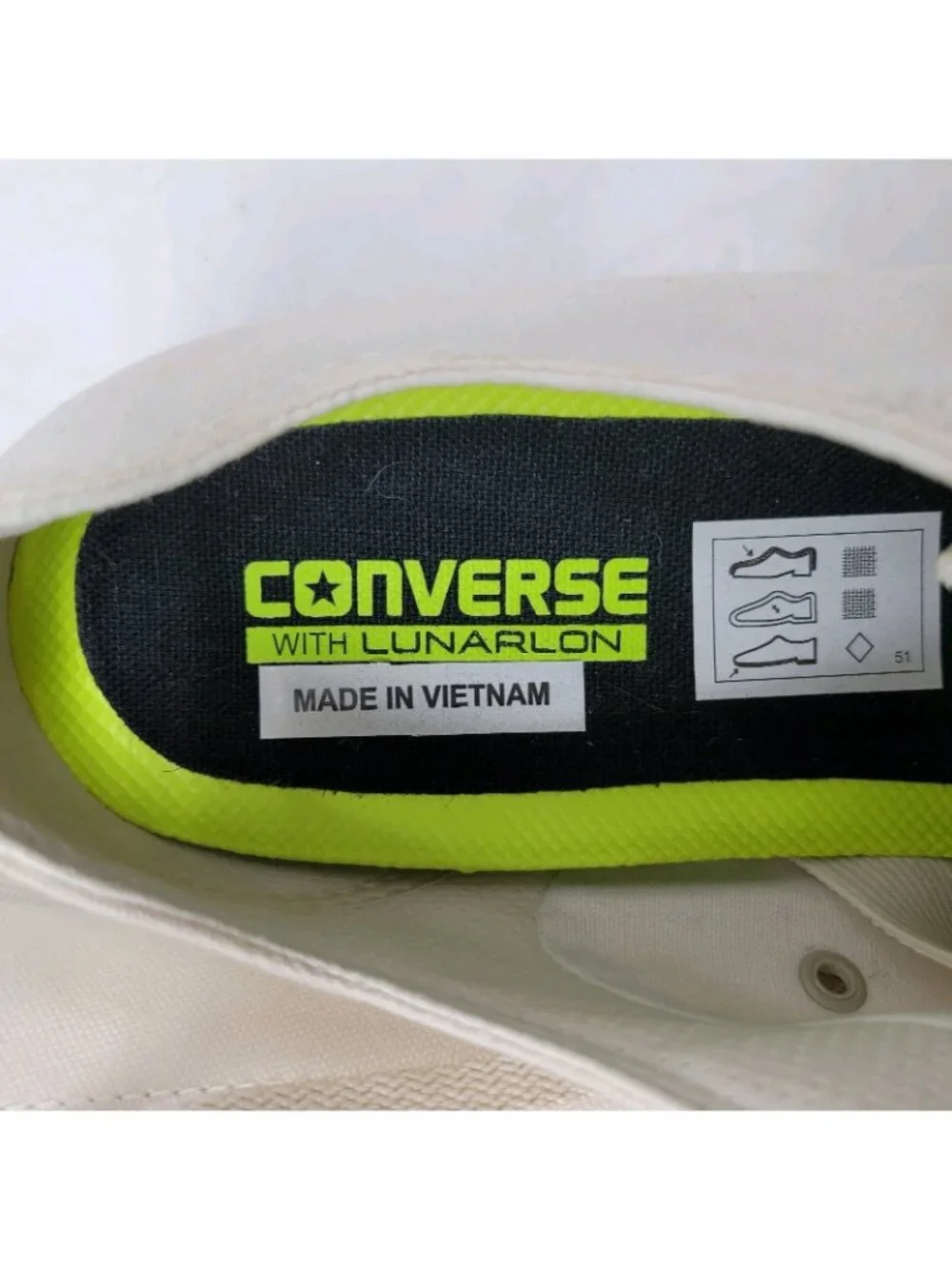 NEW Converse Chuck Taylor II Lunarlon Men Low Top Tan Sneakers Size 11 US cream - Picture 9 of 12